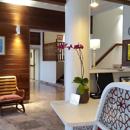 Hotel Austral By Exsel Saint-Denis Bagian luar foto